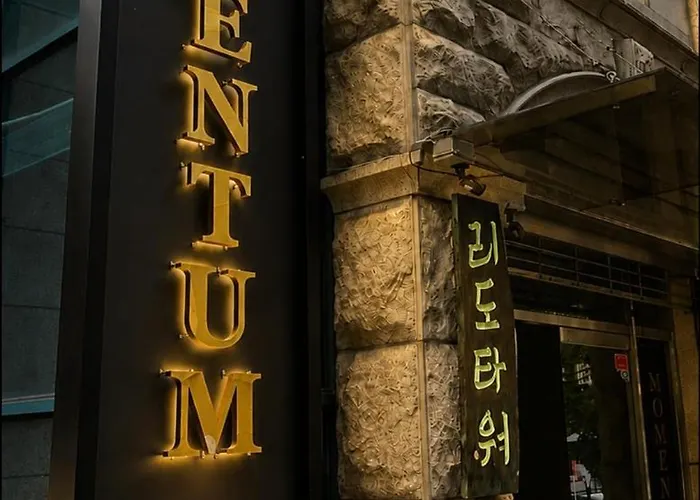 Momentum In Jongno *