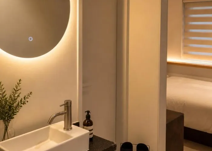 Hostel Momentum In Jongno Seoul