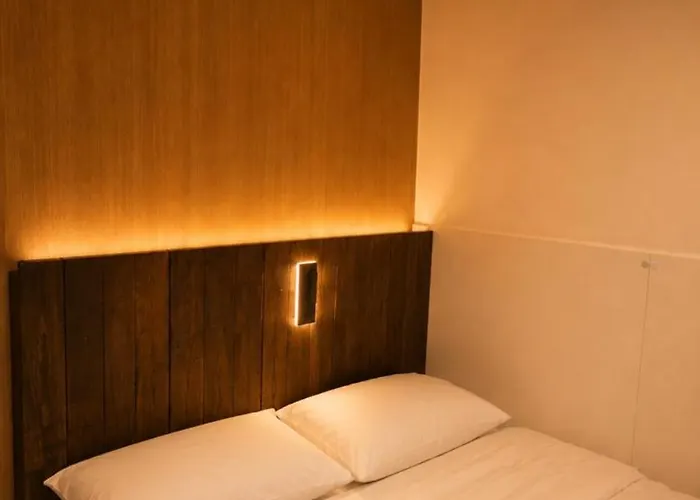 Momentum In Jongno Hostel