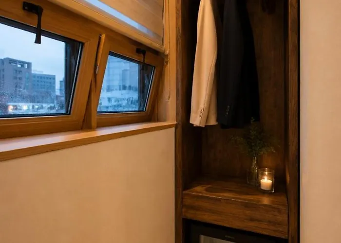 Momentum In Jongno Hostel *